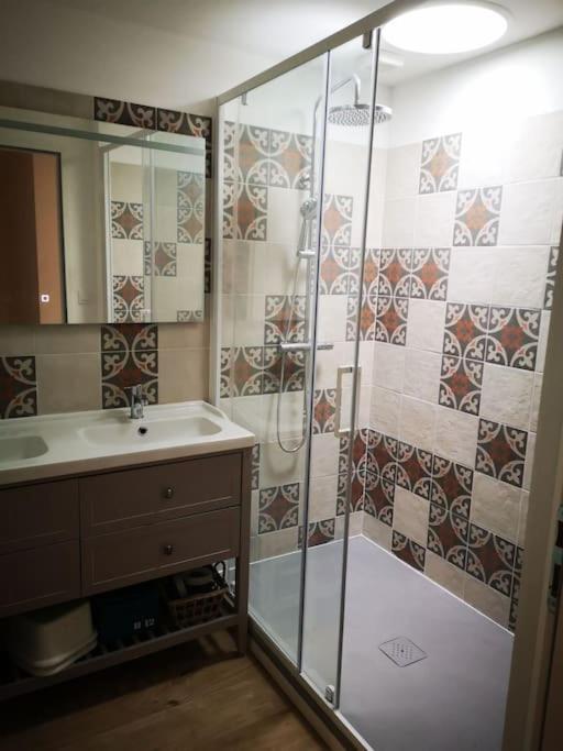 Maison De Ville Pres Du Port Bourg-sur-Gironde المظهر الخارجي الصورة